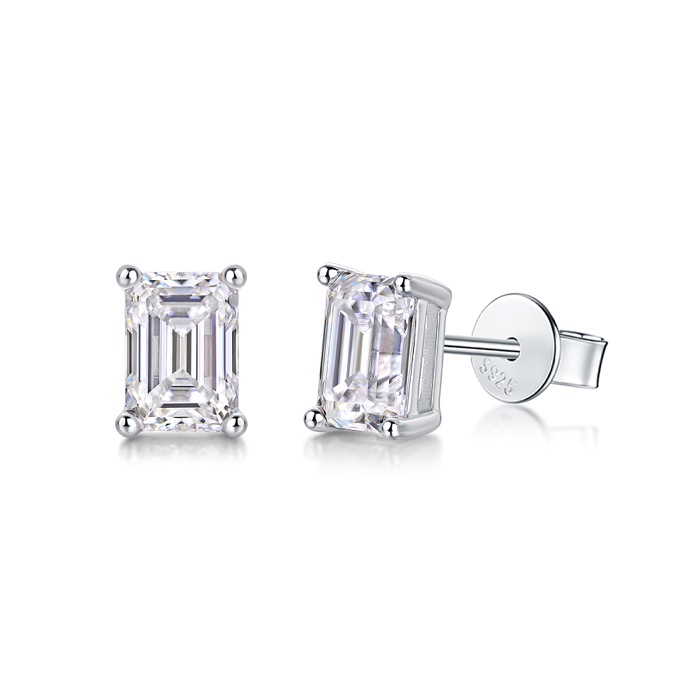 Bly Emerald Stud Earrings